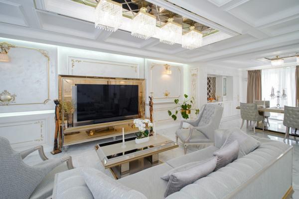 Шикарный дом с бассейном, баней и фонтаном в Краснодаре